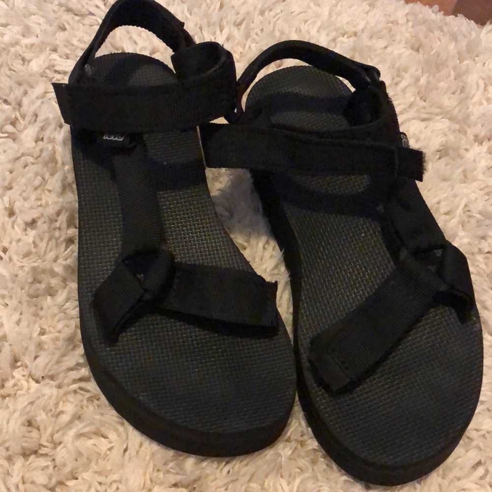 Black platform Teva Sandals